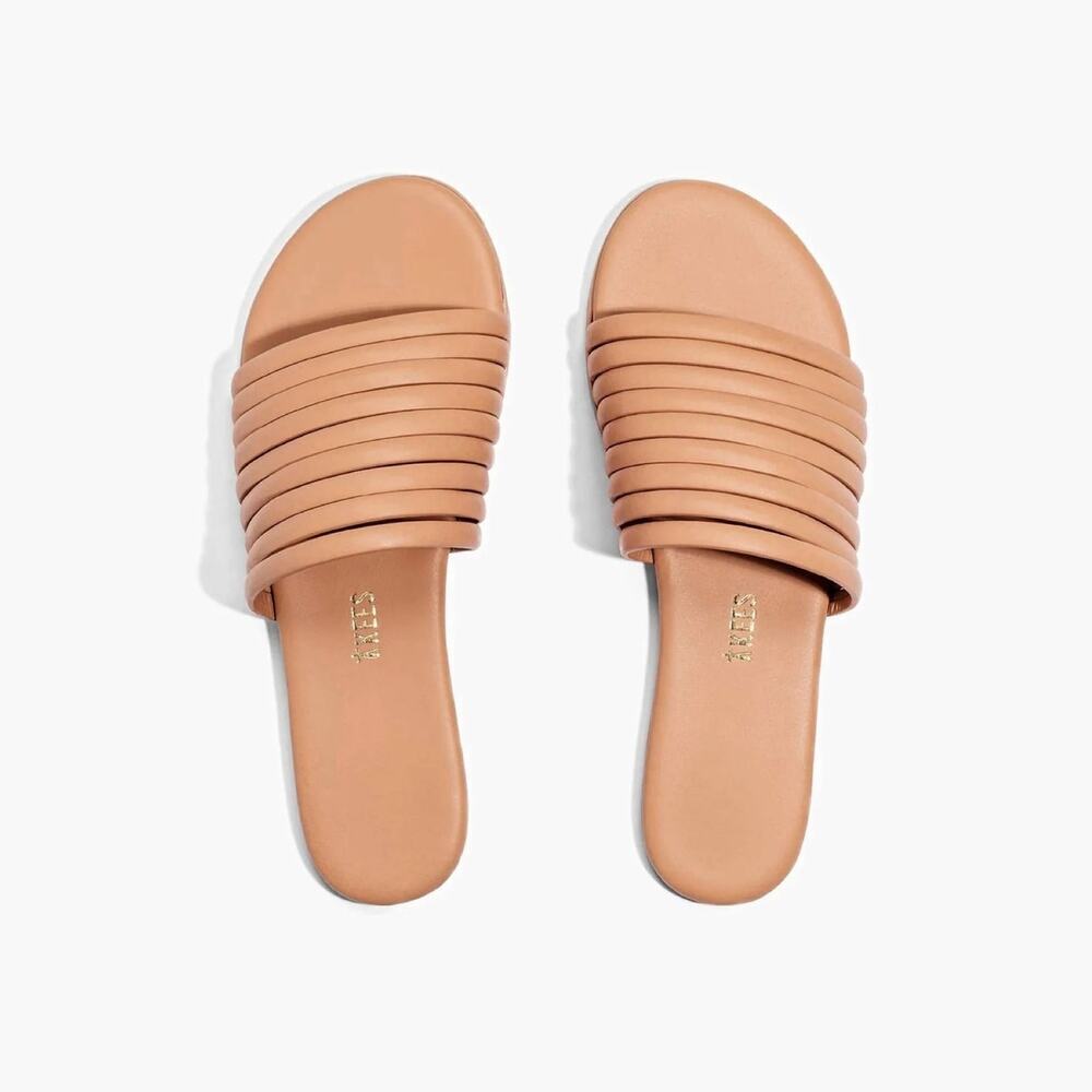 TKEES Caro Sandals in Pout Size 6